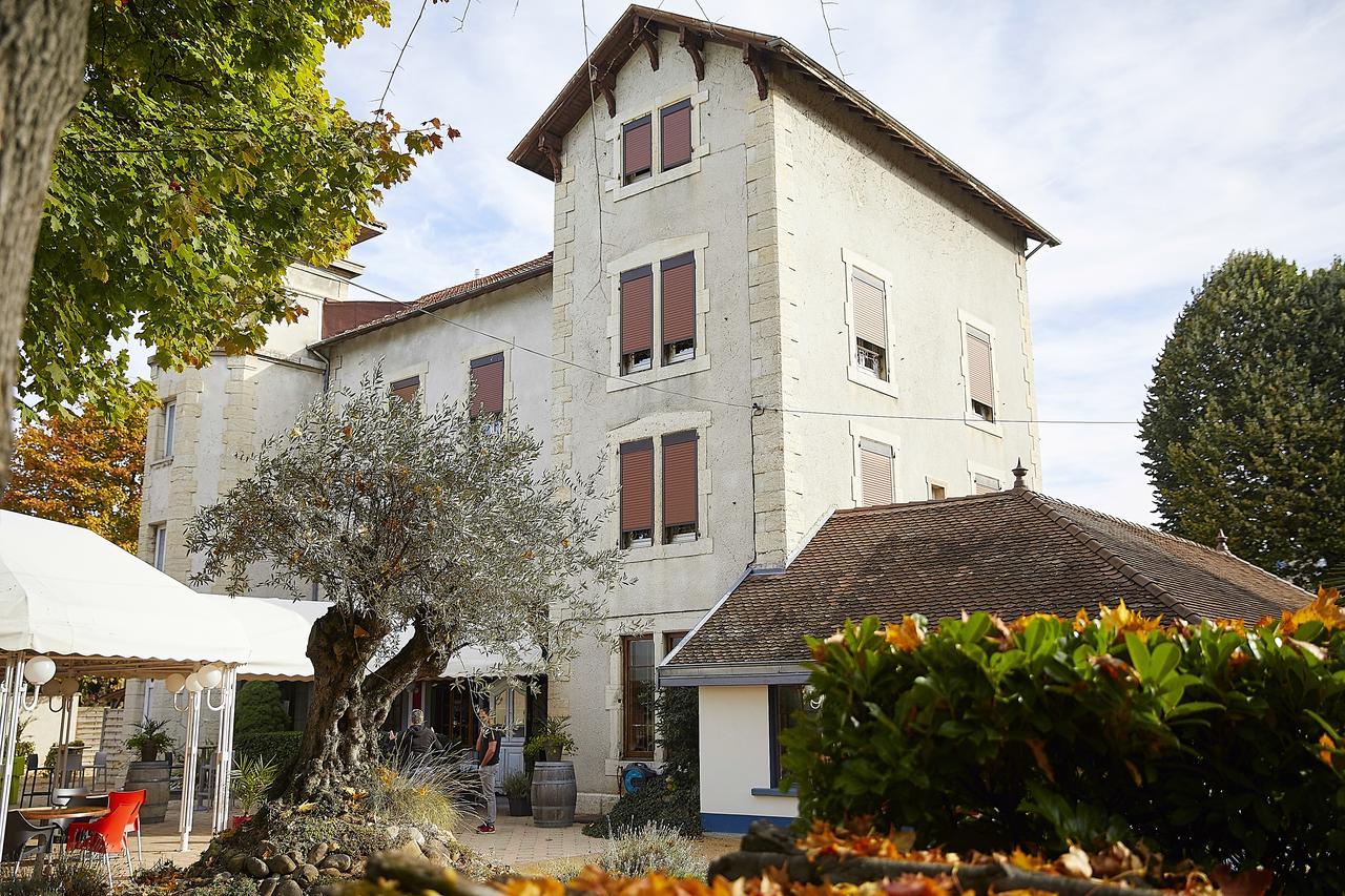 La Commanderie De Champarey Hotel 3*